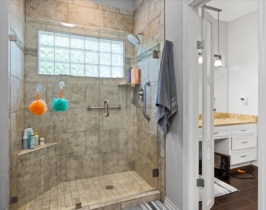 1613 Flint Ct - Photo Thumbnail 16
