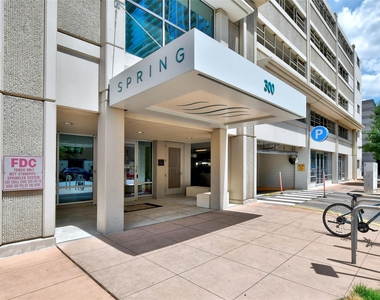 300 Bowie St - Photo Thumbnail 24