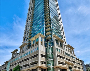 300 Bowie St - Photo Thumbnail 21
