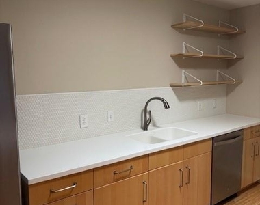 7709 Mullen Dr - Photo Thumbnail 8