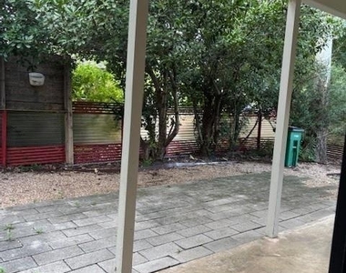 7709 Mullen Dr - Photo Thumbnail 19