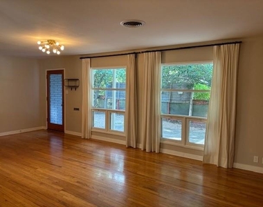 7709 Mullen Dr - Photo Thumbnail 2
