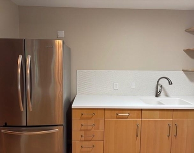 7709 Mullen Dr - Photo Thumbnail 9