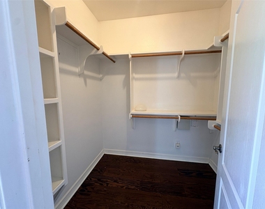 1213 Delsie Dr - Photo Thumbnail 18