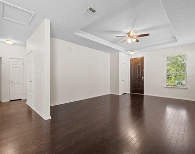 537 Bonnet Blvd - Photo Thumbnail 6