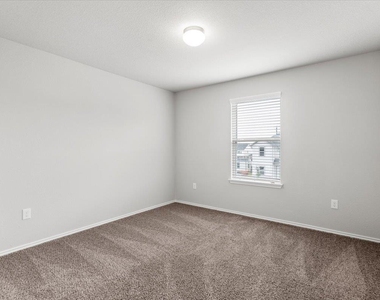 4909 Sea Salt Dr - Photo Thumbnail 22