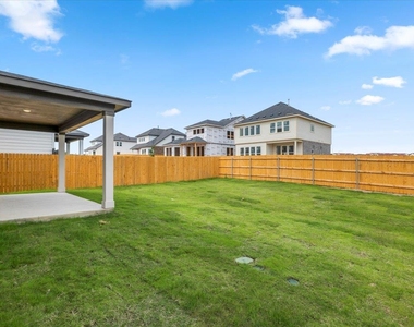 4909 Sea Salt Dr - Photo Thumbnail 7