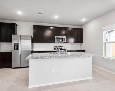 4909 Sea Salt Dr - Photo Thumbnail 11