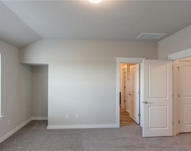 17303 C Leafroller Dr - Photo Thumbnail 14