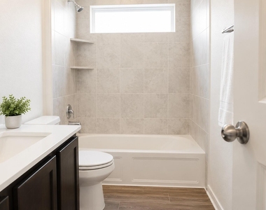 828 Mallow Rd - Photo Thumbnail 7