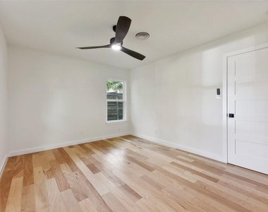 11900 Dove Haven Dr - Photo Thumbnail 23
