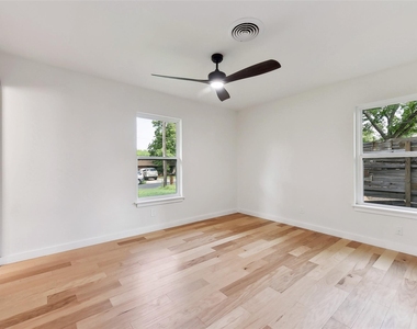 11900 Dove Haven Dr - Photo Thumbnail 21