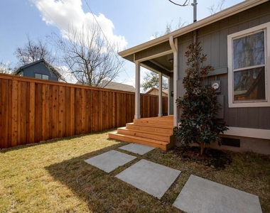 2106 Holly St - Photo Thumbnail 1
