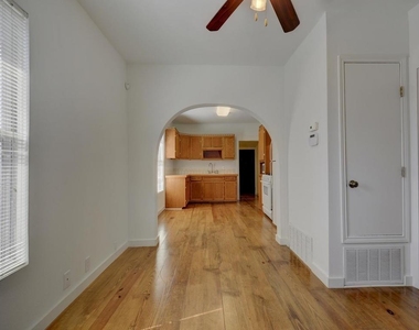 2106 Holly St - Photo Thumbnail 7