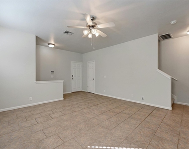 2412 Allred Dr - Photo Thumbnail 3