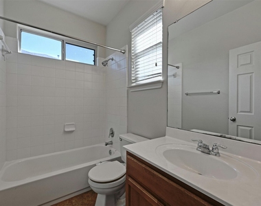2412 Allred Dr - Photo Thumbnail 10
