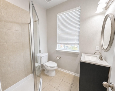 604 Vista Gardens Dr - Photo Thumbnail 25