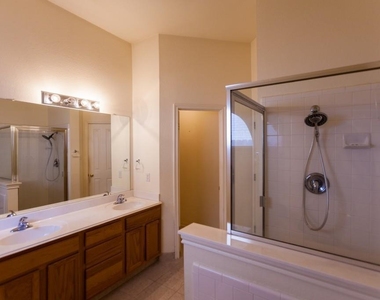 9003 Sommerland Way - Photo Thumbnail 3