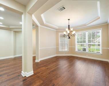 202 River Rock Dr - Photo Thumbnail 5