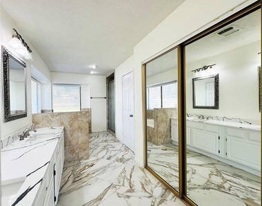 306 Applewood Dr - Photo Thumbnail 9
