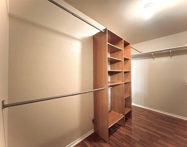 3515 Sandy Brook Dr - Photo Thumbnail 9