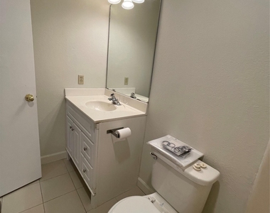 2031 Redwing Way - Photo Thumbnail 13