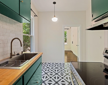 2810 Pearl St - Photo Thumbnail 16