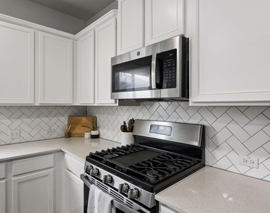 2851 Brand Iron Dr - Photo Thumbnail 31