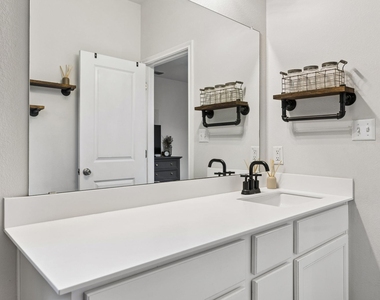 2851 Brand Iron Dr - Photo Thumbnail 25