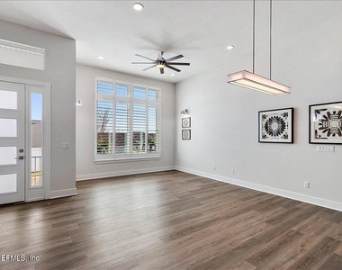 459 Crestview Drive - Photo Thumbnail 21