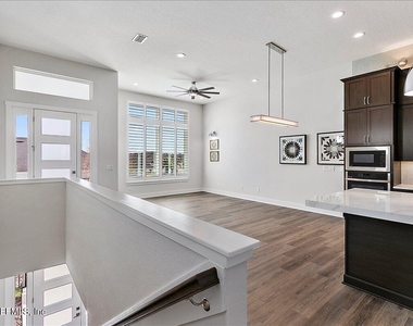 459 Crestview Drive - Photo Thumbnail 15