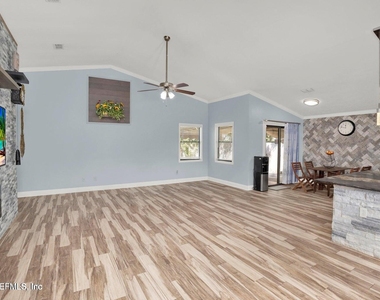 406 Cranes Landing Court - Photo Thumbnail 3