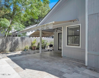 406 Cranes Landing Court - Photo Thumbnail 10