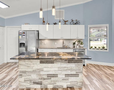 406 Cranes Landing Court - Photo Thumbnail 1