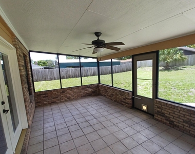 2295 Foxwood Drive - Photo Thumbnail 34