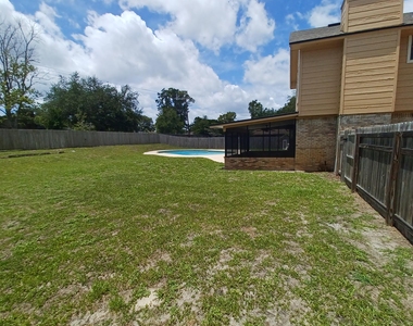 2295 Foxwood Drive - Photo Thumbnail 39