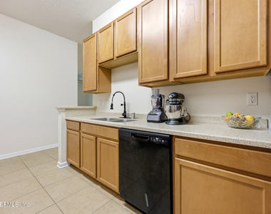 13792 Herons Landing Way - Photo Thumbnail 10