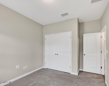 21 Yardley Court - Photo Thumbnail 9