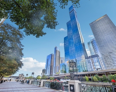363 E Wacker Drive - Photo Thumbnail 22