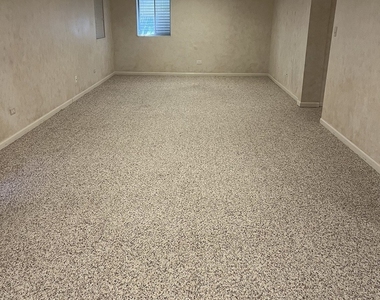 1617 Astor Avenue - Photo Thumbnail 21