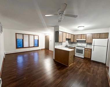 4627 Eberly Avenue - Photo Thumbnail 3