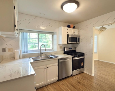 1464 Farington Lane - Photo Thumbnail 5