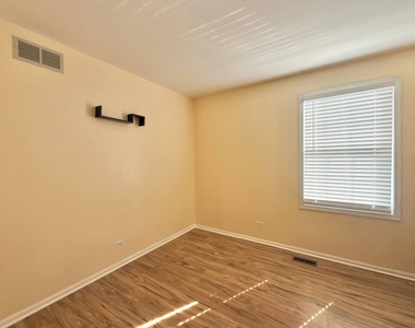 1464 Farington Lane - Photo Thumbnail 10