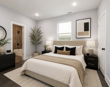 6334 S Langley Avenue - Photo Thumbnail 3