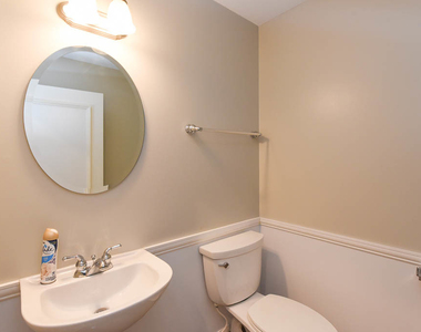1000 N Crosby Street - Photo Thumbnail 16