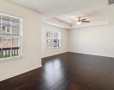 7599 Bucknell Terrace - Photo Thumbnail 3
