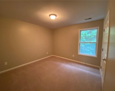 397 Creek Manor Way - Photo Thumbnail 27