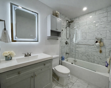 300 Cunat Boulevard - Photo Thumbnail 5