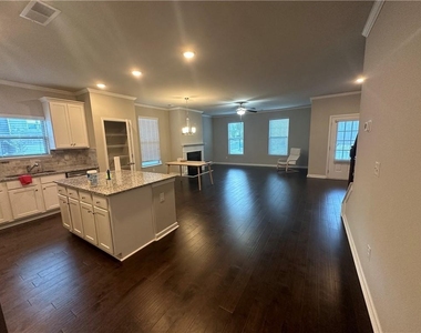 4320 Sunnyoak Pl - Photo Thumbnail 6