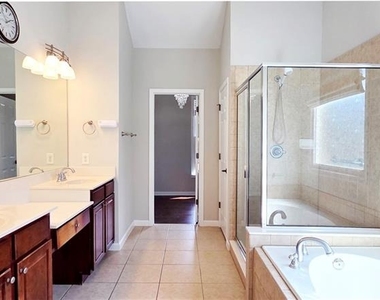 2850 Millwater Crossing - Photo Thumbnail 13